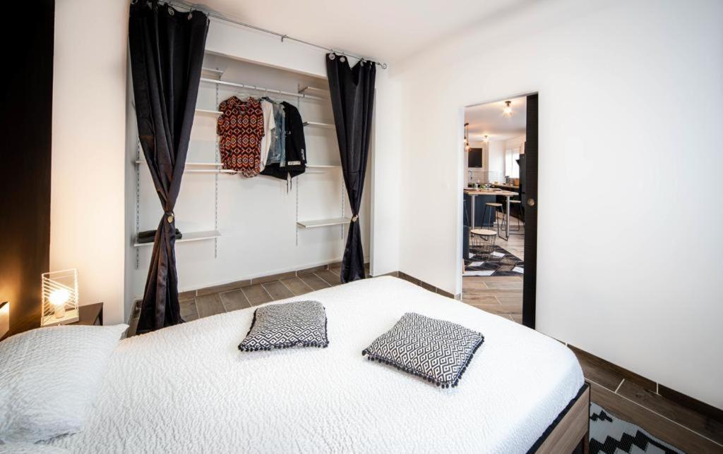 Beautifulhome Appartement Avec Balcon - Centre Ville Chalon-sur-Saône Exteriör bild